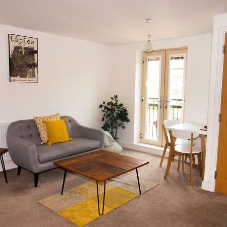 Impressive Urban Townhouse - Leeds City Centre Exterior photo