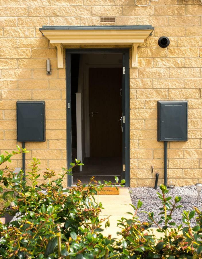 Impressive Urban Townhouse - Leeds City Centre Exterior photo