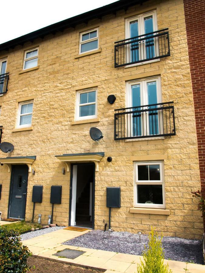 Impressive Urban Townhouse - Leeds City Centre Exterior photo