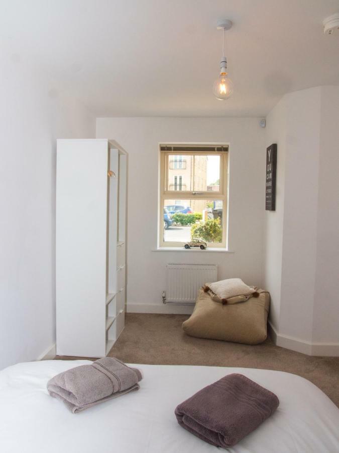 Impressive Urban Townhouse - Leeds City Centre Exterior photo